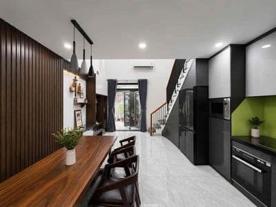 Hẻm xe hơi - gần svđ phú thọ - đh bách khoa quận 10.
