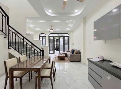 Nhà hai tầng mới cứng - 87M2 - Sát Lê Quang Định Bình Thạnh