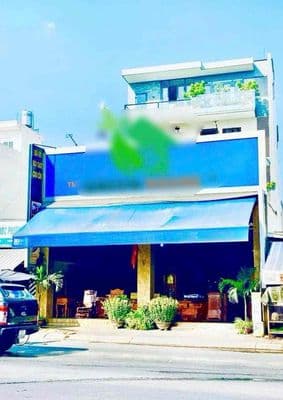 Mt lê đức thọ. 10m x 40m , thang máy