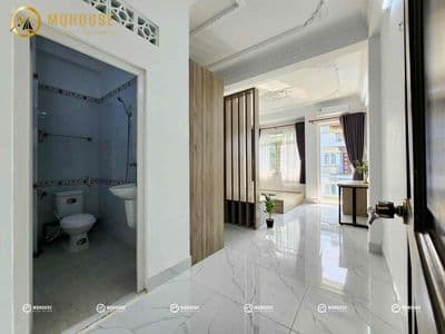 Căn Hộ 1PN Tách Bếp | Full Nội Thất | Ban Công Thoáng Ngay Đầm Sen