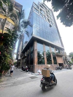 Văn phòng 9 tầng gần Hồ Phương Mai, Đống Đa, 88m2, 59.5 tỷ