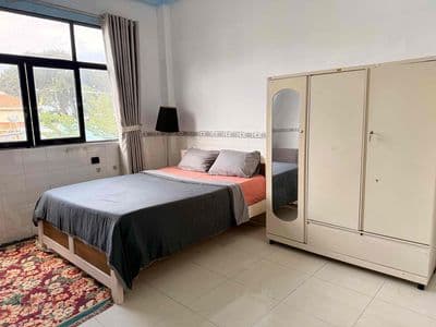 cho thuê phòng sân thượng siêu rộng đủ nội thất