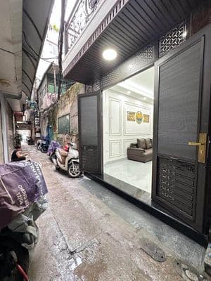 Bán nhà Tạ Quang Bửu, Hai Bà Trưng, thang máy, full nội thất