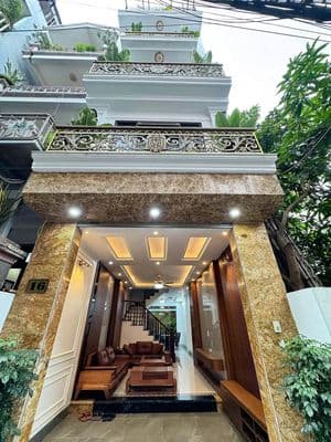 Nhà 50m2, 5 tầng, gần cầu Chương Dương, nhỉnh 13 tỷ