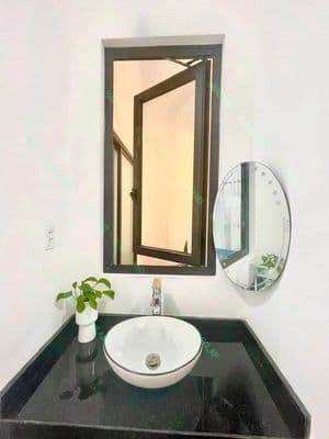 Cho thuê căn hộ 2PN tầng trệt thoáng mát gần ĐH Kiến Trúc - Hàn Thuyên