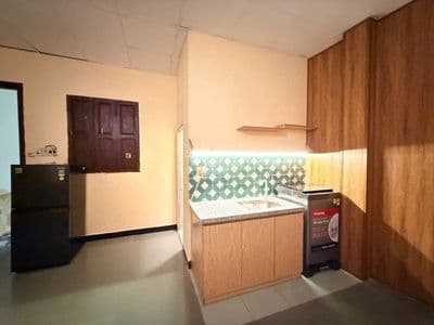 Cho thuê căn hộ full nội thất mặt tiền Phan Thanh