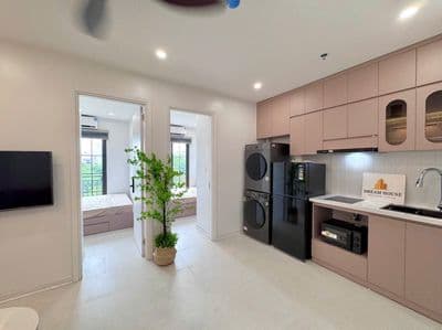 Căn hộ 2 ngủ 1 khách mới full nội thất tiện nghi ngay hoàng quốc việt