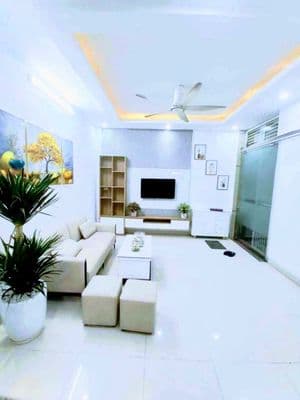 Nhà mới 5 tầng Văn Quán, Hà Đông, full nội thất