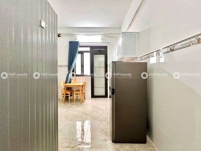 Studio ban công thang máy mới xây ngay đầm sen, lotte lê đại hành