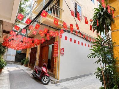 Nhà Nguyễn Đình Chiểu, Hai Bà Trưng, Ô tô ngủ trong nhà, 9.3 tỷ