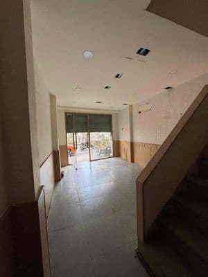 Gần BV Hoàn Mỹ Mặt Tiền Phan Xích Long 250m2 Có 4 Lầu 7 Phòng Ngủ