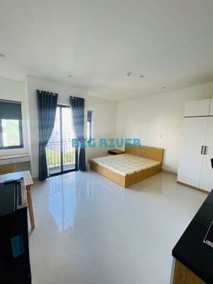 Cho thuê căn hộ full nội thất có ban công, thang máy gần ĐH FPT
