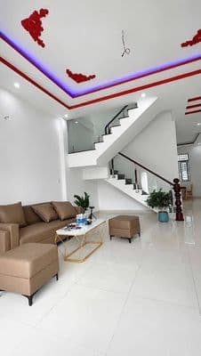Bán nhà Phường Tương Bình Hiệp, Thủ Dầu Một, 2.69 tỷ