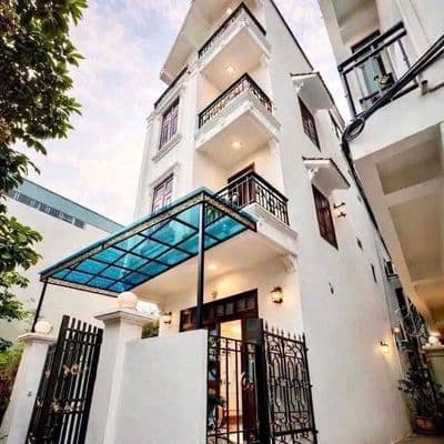 Nhà Lô Góc 83m*5T, Long Biên, Giá 8.x Tỷ