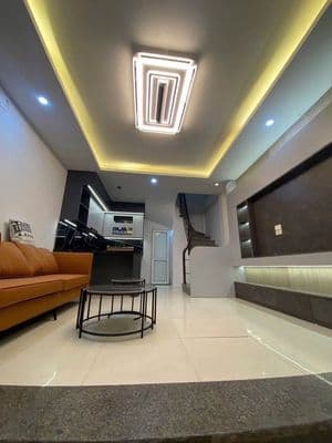 Nhà Ngọc Thụy Long Biên 32m* 3 tầng chỉ 6x tỷ