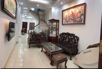 Cho thuê nhà kim ngưu, hbt. 50m2, 4t. nt cơ bản. ở gđ, nhóm, chdv