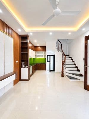 Nhà 5 tầng ô tô đỗ cửa Ngọc Thụy, Long Biên