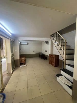 Cho thuê nhà nguyên căn, 25m2 x 4 tầng, ngõ 34 Văn Cao, Ba Đình