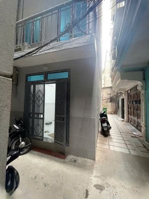 Cho thuê nhà 33m² 3 tầng + tum, 4PN Ngọc Hà, Ba Đình