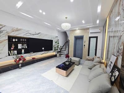 Nhà Lô Góc 6 Tầng Thang Máy Sơn Tây - Ba Đình - 12.X Tỷ