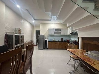 Bán nhà 2 tầng Nguyễn Văn Thoại, Sát Biển Mỹ Khê, Đà Nẵng