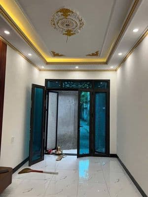 Bán nhà 5 tầng Ỷ La - Hà Đông, 5.8 tỷ, có khách thuê 10tr/tháng