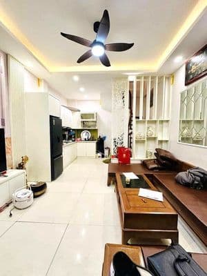 Bán nhà Văn Cao, Ba Đình, 30m, 5 tầng, 7.75 tỷ
