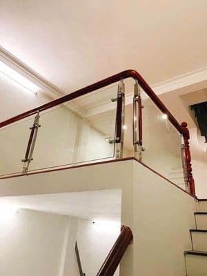 Cho thuê nhà nguyên căn Nam Từ Liêm, 30m x 5 tầng, gần chợ
