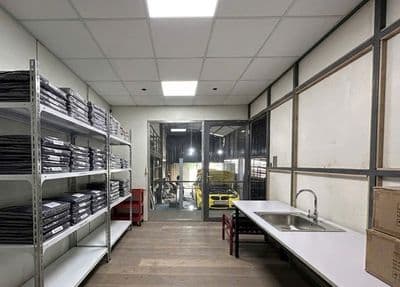 Cho thuê kho Phạm Hữu Lầu – 300m² sử dụng – có văn phòng – điện 3 pha