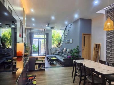 Chỉ cần Bán nhanh nhà 2 tầng đường Mộc Sơn khu biển Non Nước