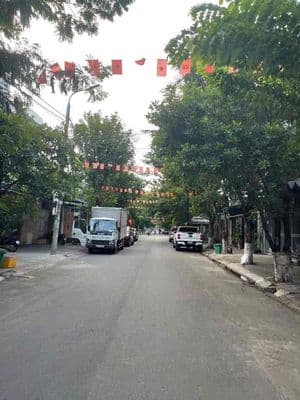Cho thuê nhà 2,5 tầng mặt tiền Lê Văn Sĩ - Hòa Minh -Đầy đủ nội thất