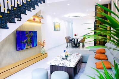 Bán nhà 2 tầng mặt tiền đường 5m5 Sơn Trà ! Full nội thất nới đẹp