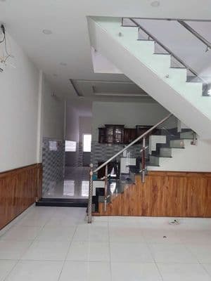 Cho thuê nhà 2 tầng mặt tiền Phước Lý