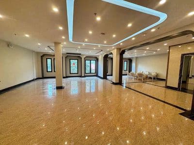 Cho thuê sàn Tầng 2 với 838m Phù hợp làm Nhà hàng ở Phố Hàng Bông