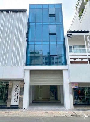 Nhà mới ốp kính sàn suốt tm - 152a phan xích long. dt 5x20m, dtsd 400m