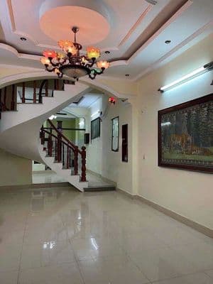 Nhà 1 Trệt 2 Lầu Sân Thượng 5PN 4x18m Hẻm 1156 Huỳnh Tấn Phát Q.7