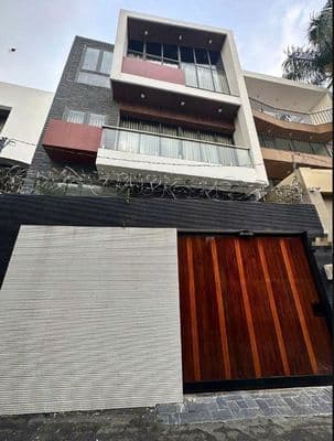 SIÊU BIỆT THỰ MINI 8x20m- 124G Nguyễn Minh Hoàng, Q.TB, DTSD 400m2
