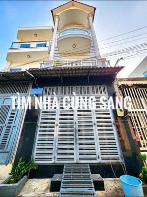 Nhà 4 tầng 4pn 4wc hẻm xe tải đối diện vạn phúc chỉ 13 triệu