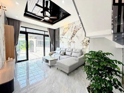 Nhà HXH đường Hà Huy Giáp - MT sông thoáng mát, DT: 104m2 nhỉnh 6 tỷ
