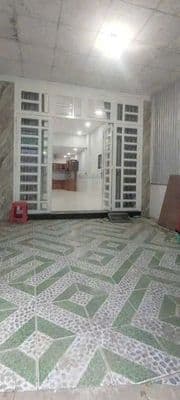 Nhà hiệp bình chánh,xe hơi tận cửa,gần chợ hiệp Bình