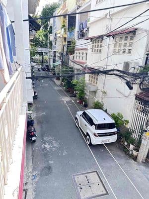 Cơ hội đầu tư hiếm có: Nhà căn góc 4,1x15m . Hẻm xe tải đường Huỳnh V