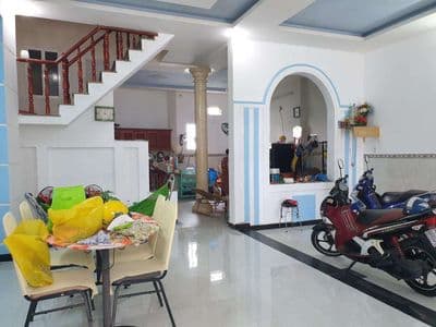 Nhà nguyên căn trệt 1 lầu 6.8x12.5 hẻm nhựa 7m gần Hồ Cá Coi Nhật Bản