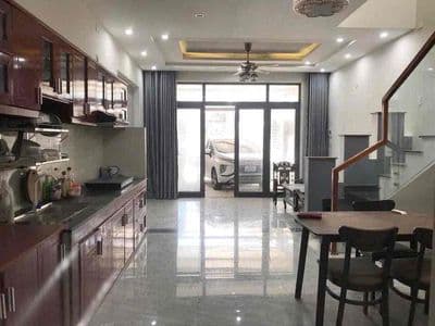 Cho thuê nhà 2 tầng mt đa mặn đông , 3 pn