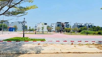 Chính chủ bán gấp đất TĐC Thanh Nhựt 65tr/m2, ngã tư Phạm Hữu Lầu