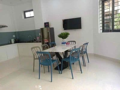 Cho thuê nhà 3 tầng kiệt Hoà Cường gần quảng trường 2/9