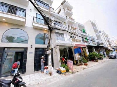 Trống sẵn kiot mặt tiền đường | phù hợp kinh doanh nhỏ lẻ