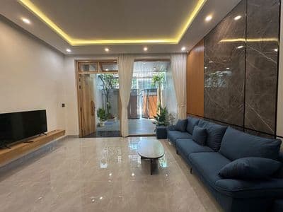 Nhà 3 tầng mới xây full nội thất cao cấp đẹp gần Công viên Hồ Nghinh