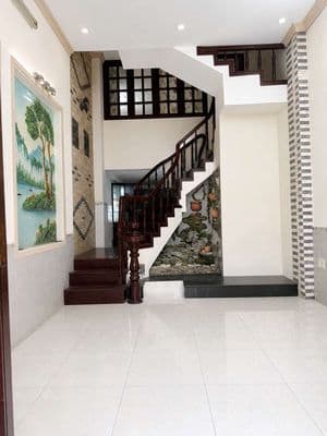 Cho thuê nhà mặt tiền hẻm tiện kinh doanh