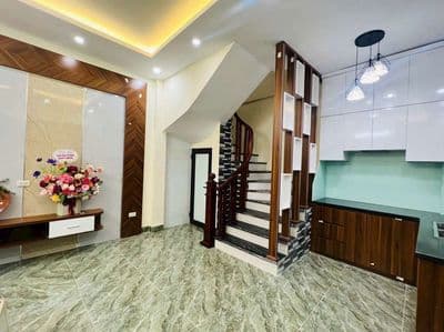 Cho thuê thuê nhà tại phố Nam Dư