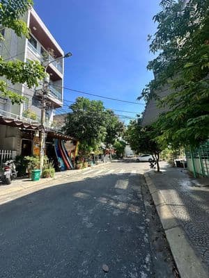 Bán đất mt nguyễn thị ba dt 85m ngang 5m